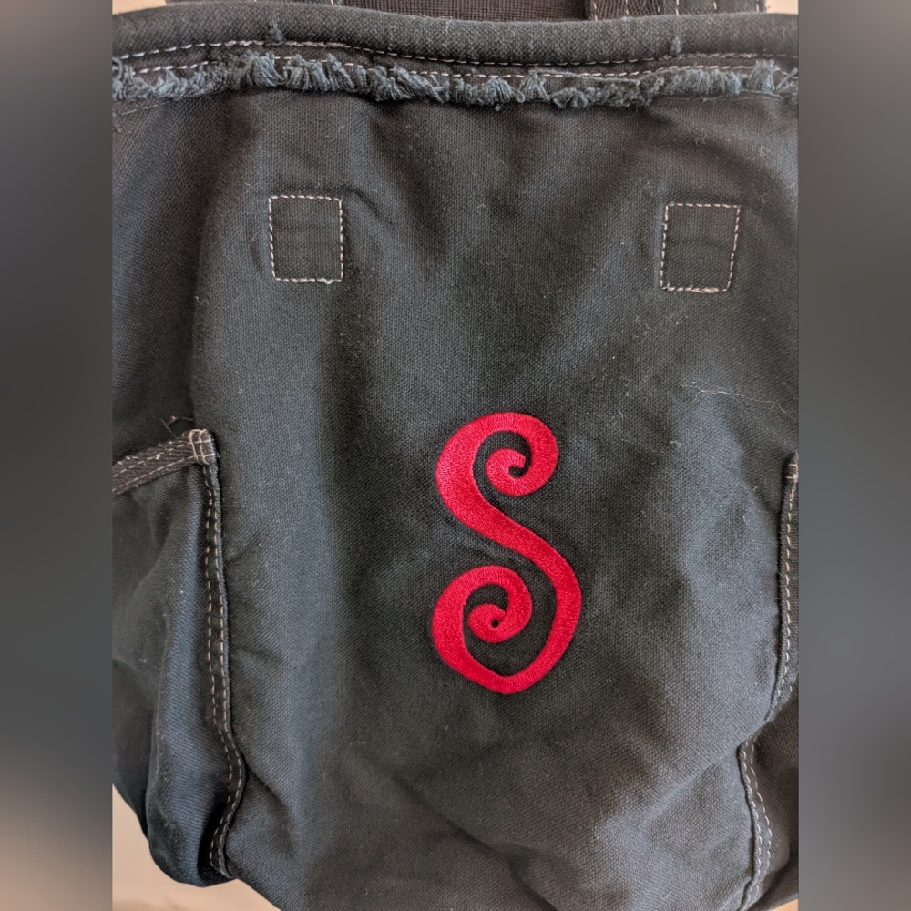 Thirty-One Black and Hot Pink Shoulder Cloth Bag